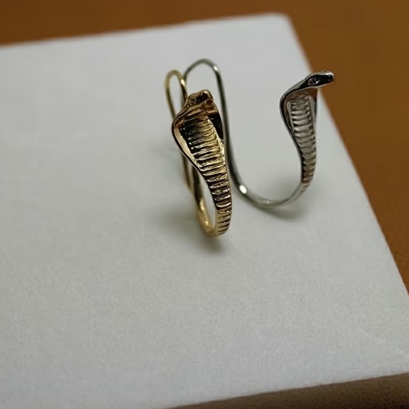 Elegant Gold Snake Earrings - Picture 6 of 7